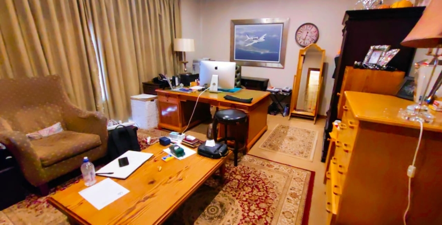 4 Bedroom Property for Sale in Van Der Hoff Park North West